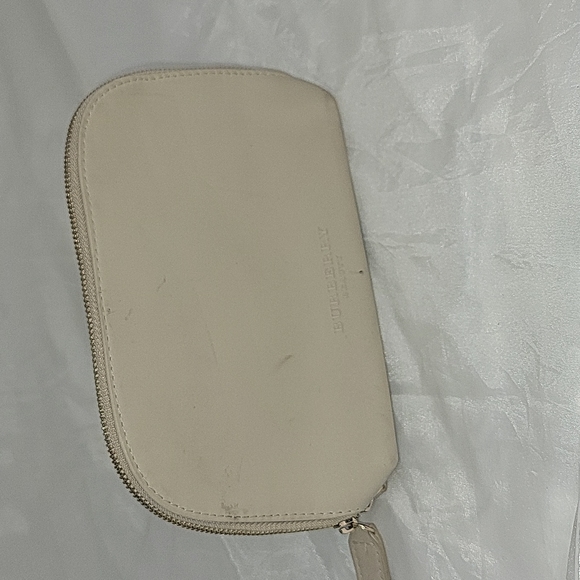 Burberry Bags Burberry Beauty Cosmetic Bag Poshmark